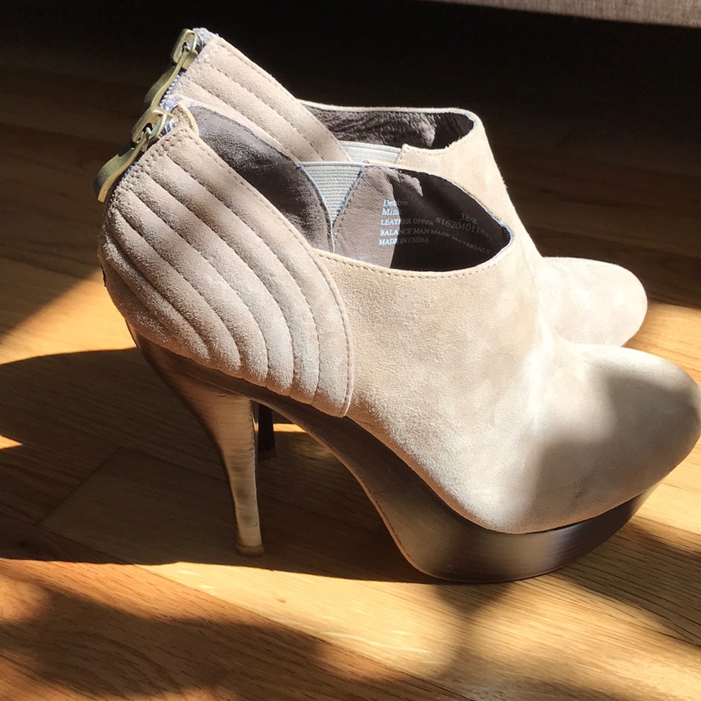 New Auri Suede booties- size 38